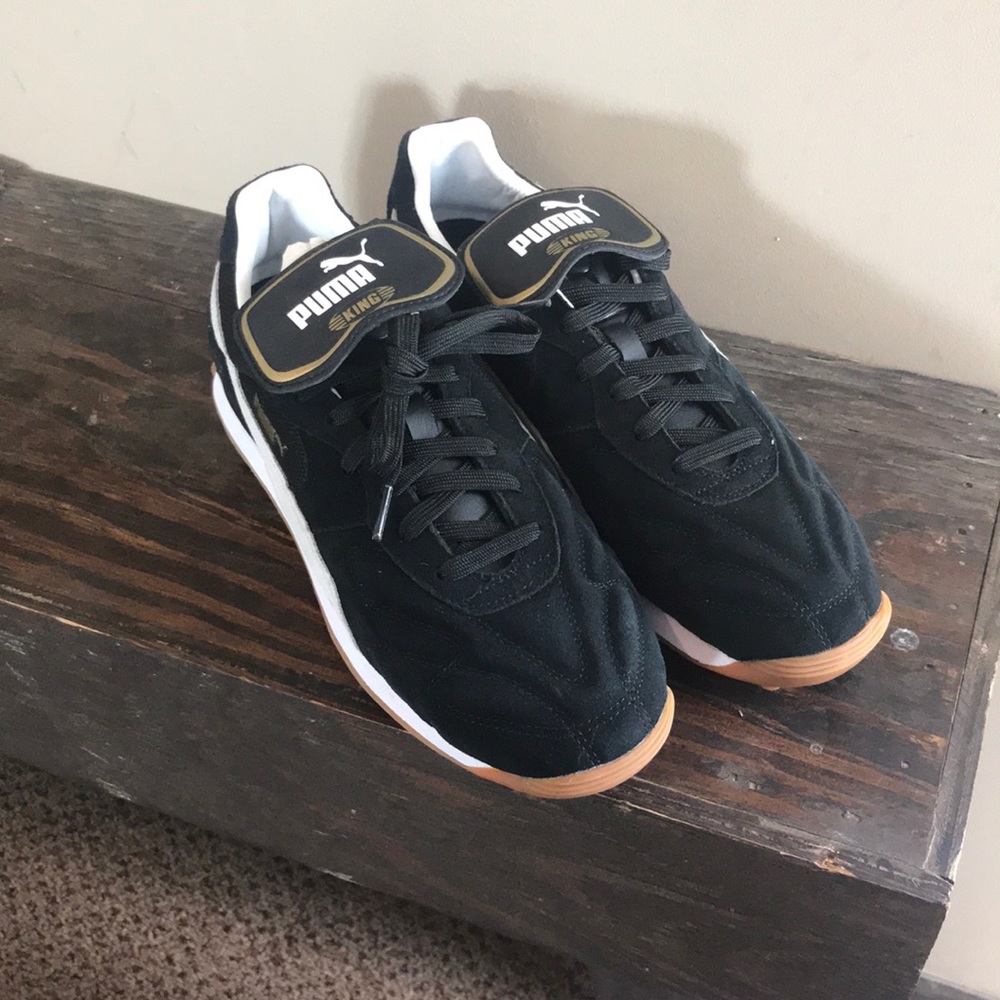 Men’s Puma shoes!